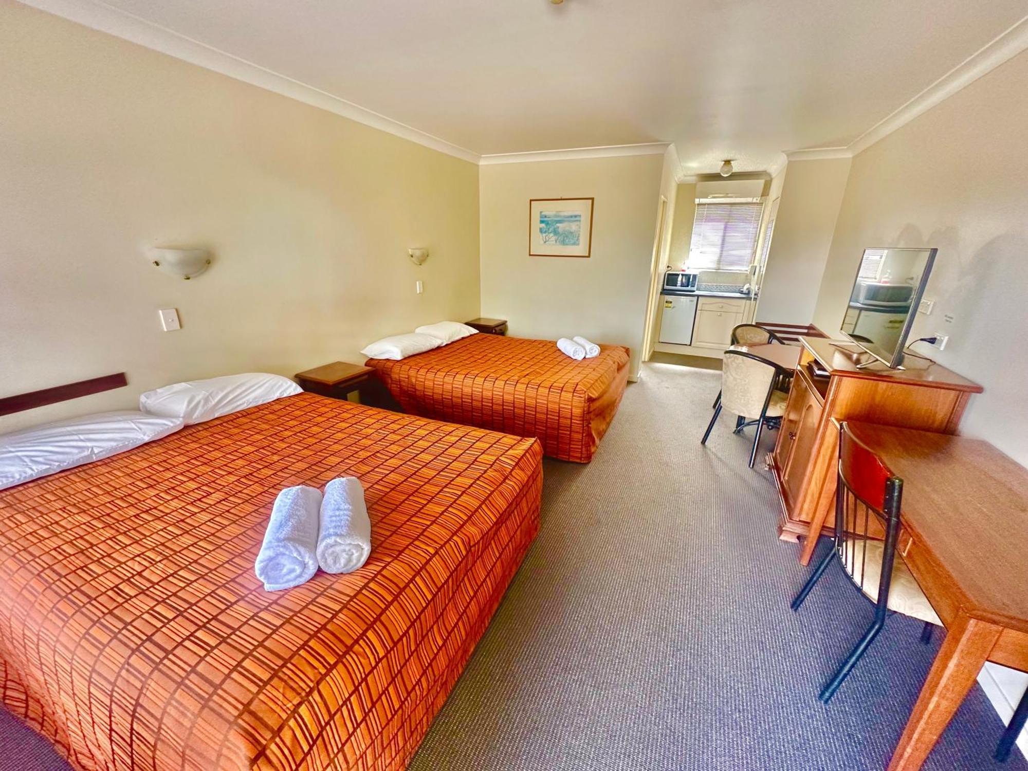 Elite Motor Inn Армидейл Екстериор снимка