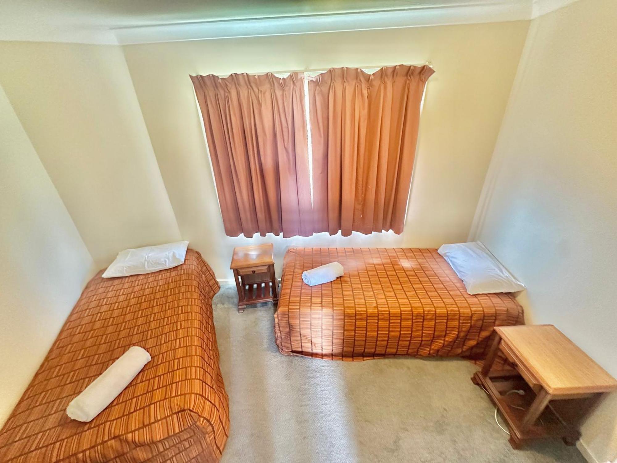 Elite Motor Inn Армидейл Екстериор снимка