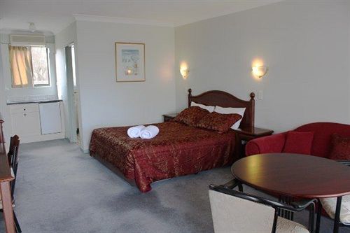 Elite Motor Inn Армидейл Екстериор снимка